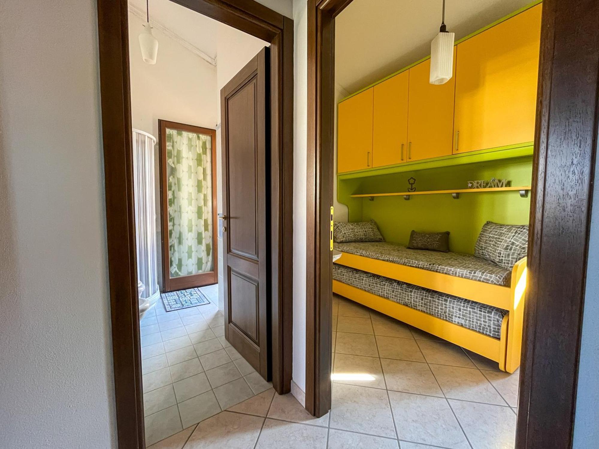 Appartamento Vacanze A 2 Piani Cabras Luaran gambar